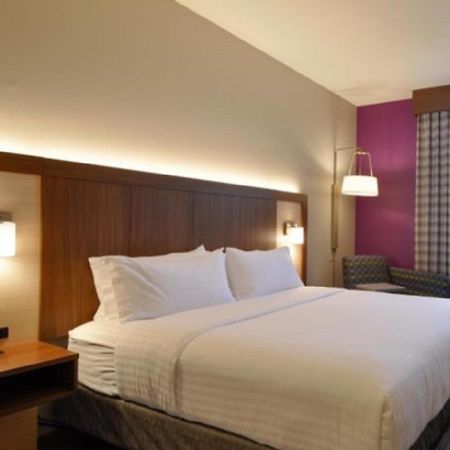 Holiday Inn Express Quantico - Stafford, An Ihg Hotel Bagian luar foto