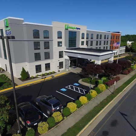 Holiday Inn Express Quantico - Stafford, An Ihg Hotel Bagian luar foto