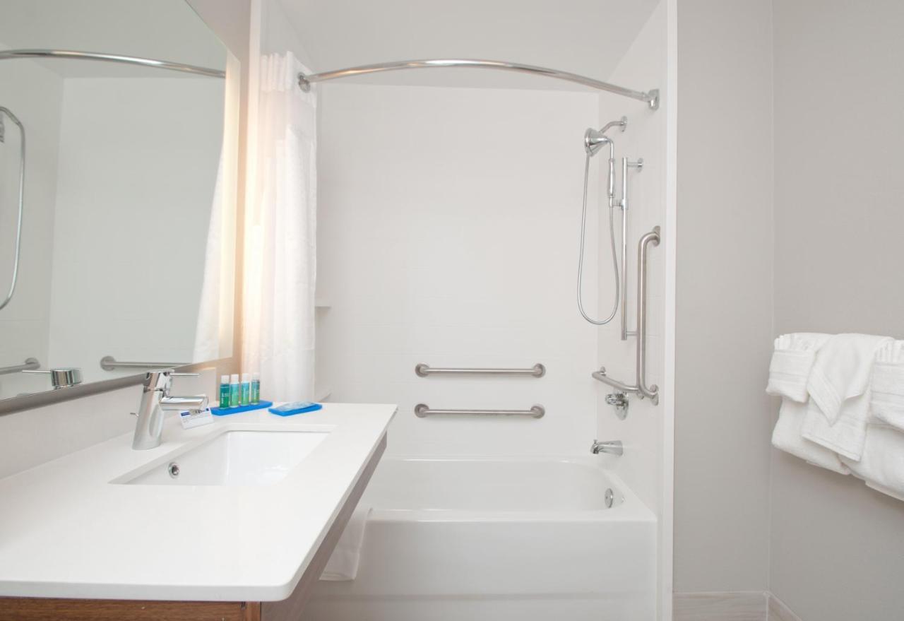 Holiday Inn Express Quantico - Stafford By Ihg Bagian luar foto