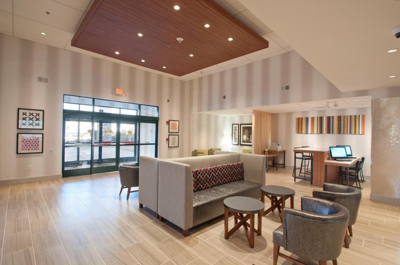 Holiday Inn Express Quantico - Stafford, An Ihg Hotel Bagian luar foto