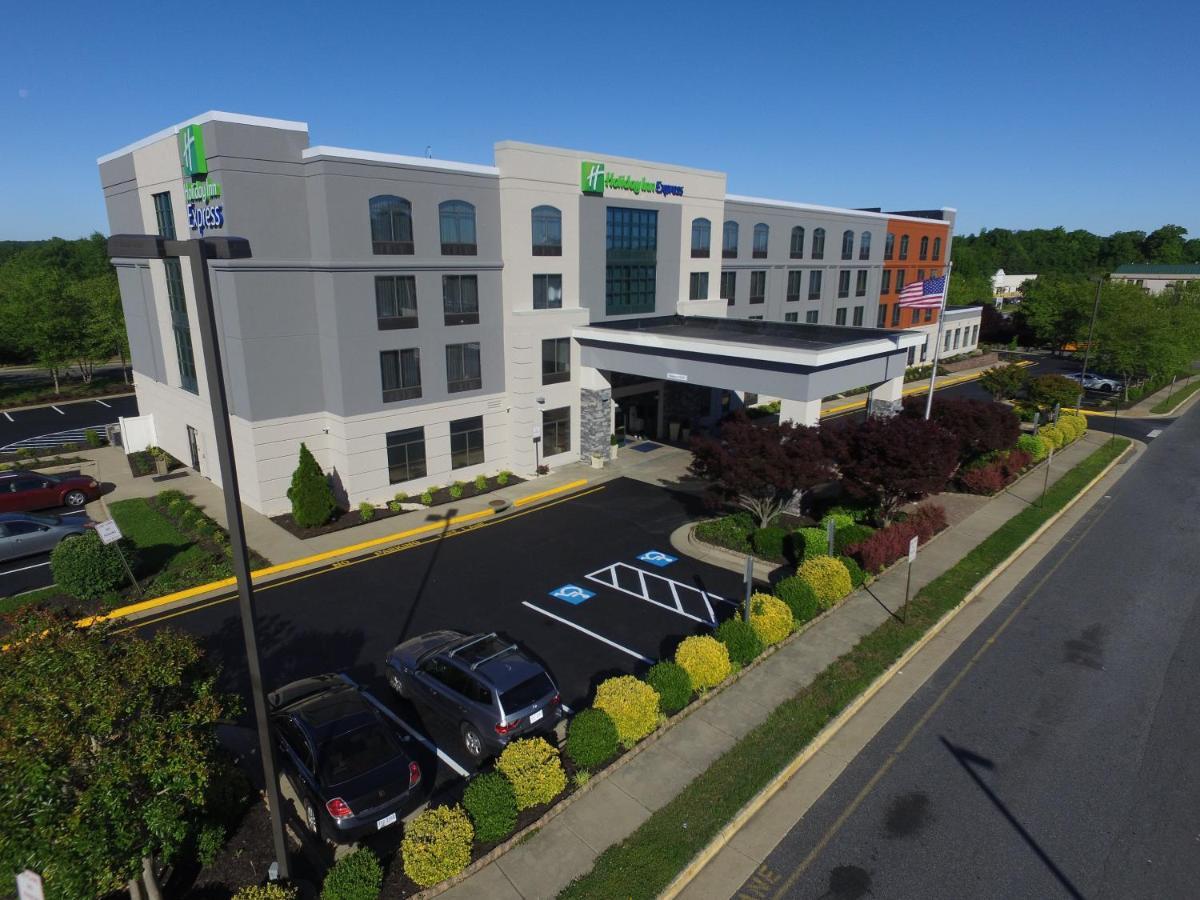 Holiday Inn Express Quantico - Stafford, An Ihg Hotel Bagian luar foto